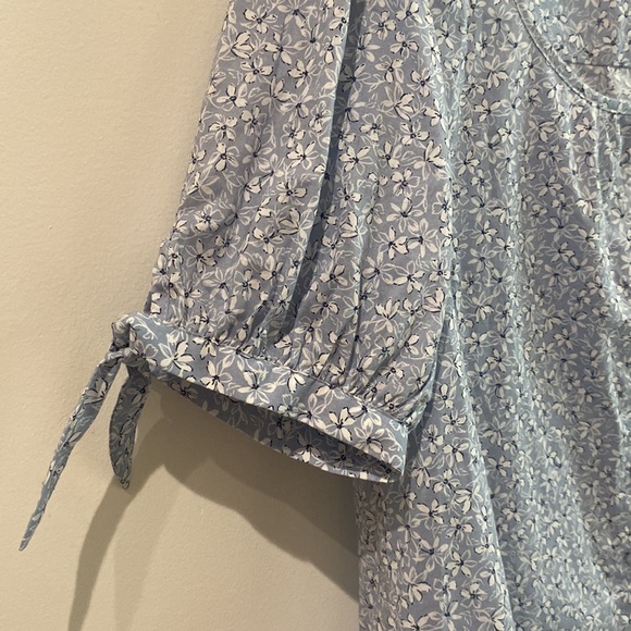 French connection size 10 button down top - Picture 4 of 6